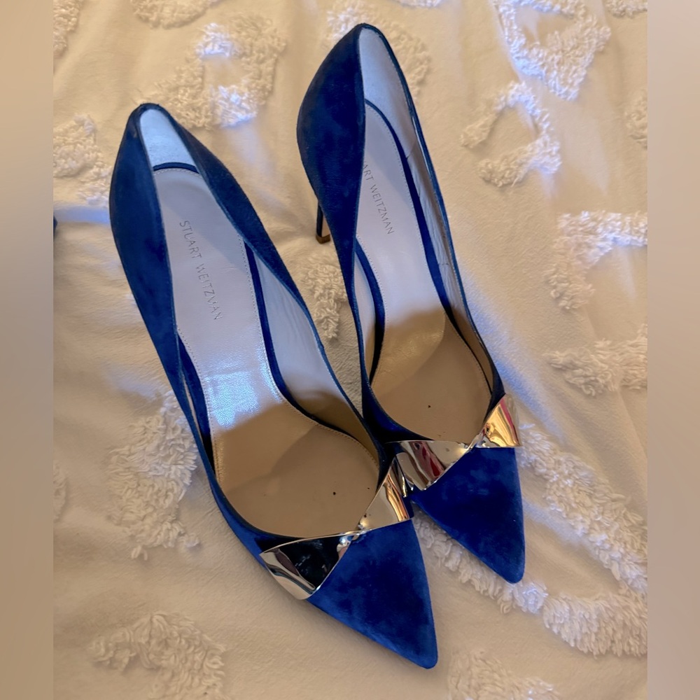 Blue suede shoes